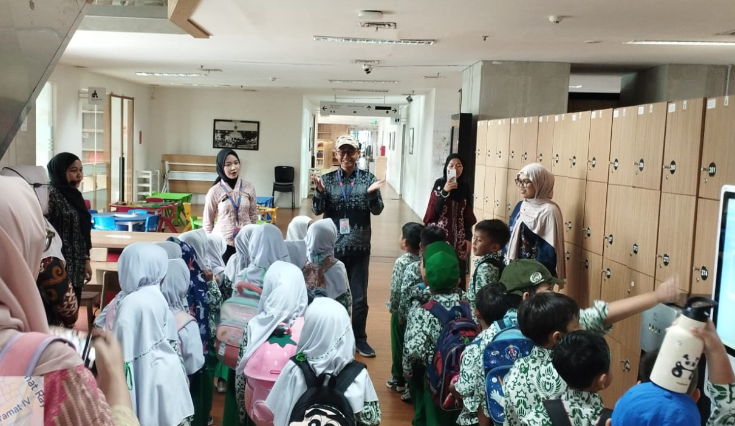 Kunjungan Rudhatul Athfal Salmn Al Farisi